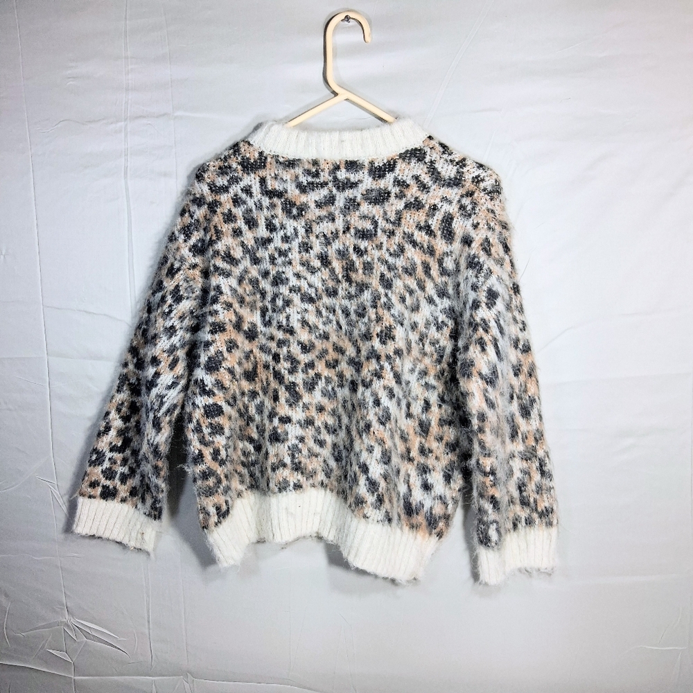 Wild Fable NWT XXS Fuzzy Leopard/Animal Print Crew Sweater - Picture 4 of 9